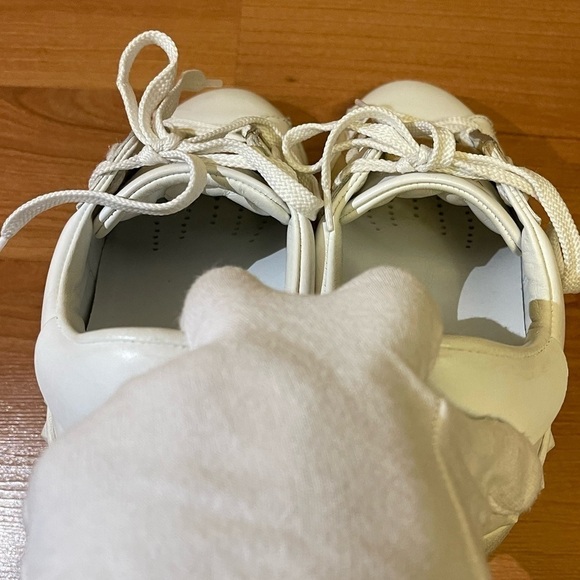 VALENTINO rockstud sneakers in white and gold - Picture 9 of 12